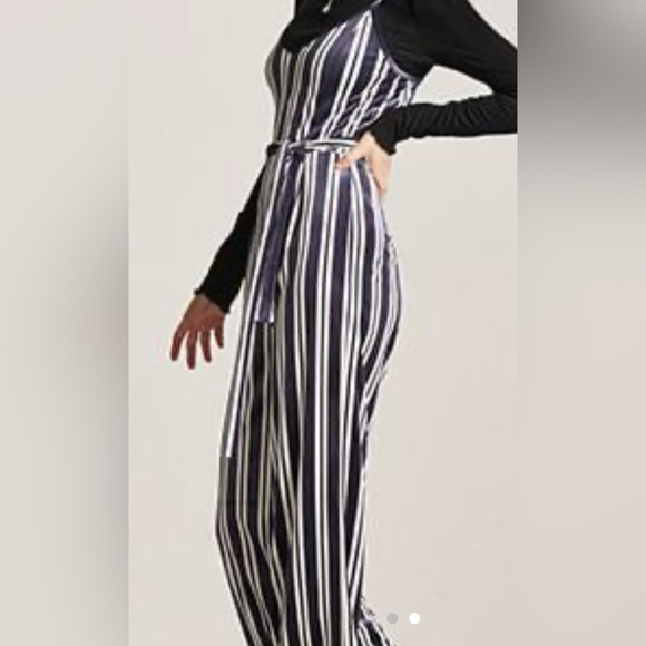 Forever 21 Striped Velvet Jumpsuit Navy/cream Sz 0X Plus‎ Women’s - Picture 2 of 12
